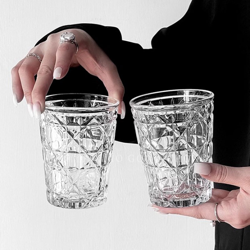 Wine In Beer Glass - Diamante Vintage Modelado De Vidro, Vidro