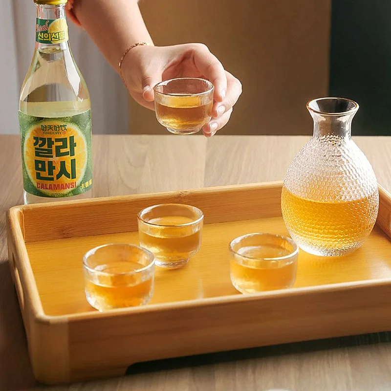 Conjunto de copo de cerveja de - Wine In Beer Glass avaliação e preço